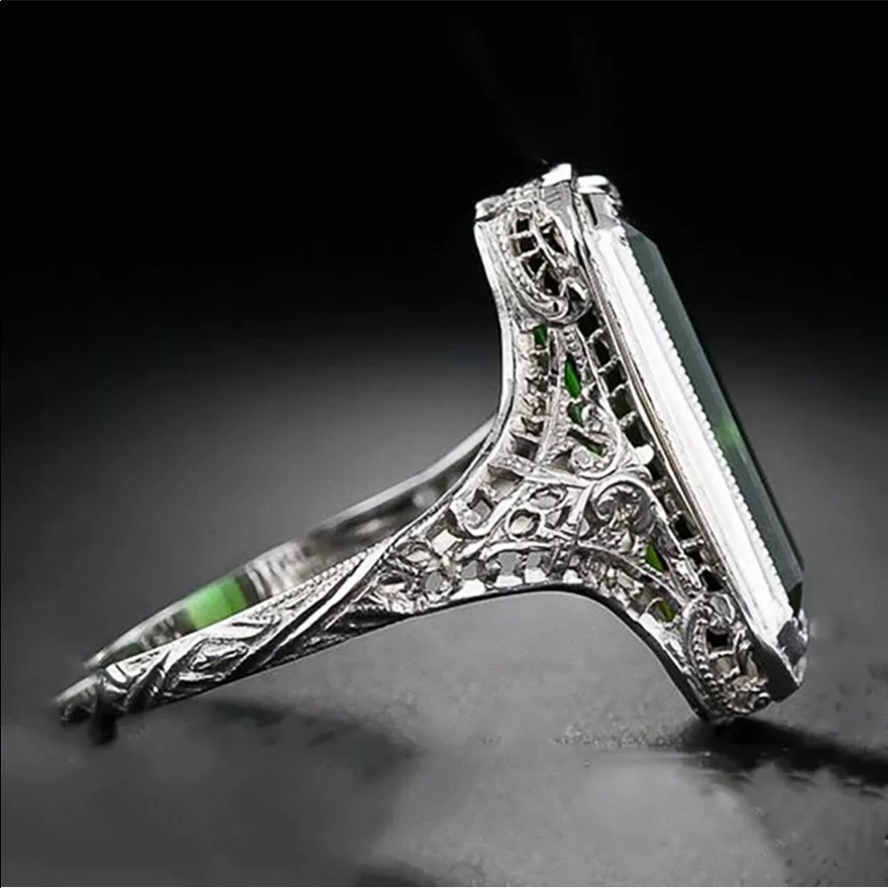New Charming 925 Silver Ring 8.2ct Emerald Engagem - Picture 3 of 4